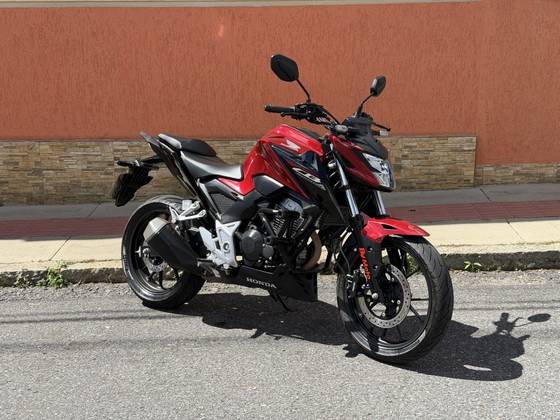 HONDA CB 300F TWISTER CBS HONDA CB 300F TWISTER CBS